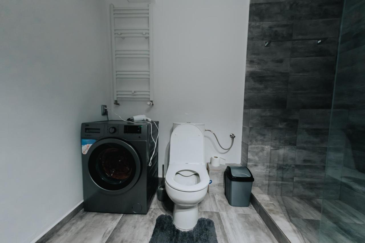 Urban Apartment Oradea Luaran gambar